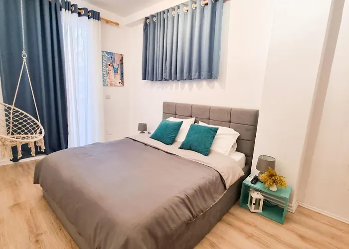 Comfy & Cute Space In City Center
